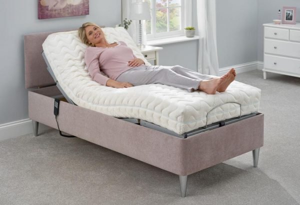 6 Health Benefits of an Adjustable Bed